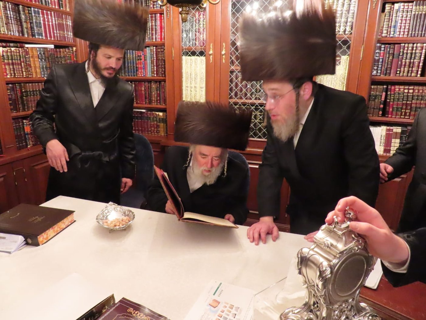 הגרי"מ ארלנגר בשבת בווילאמסבורג