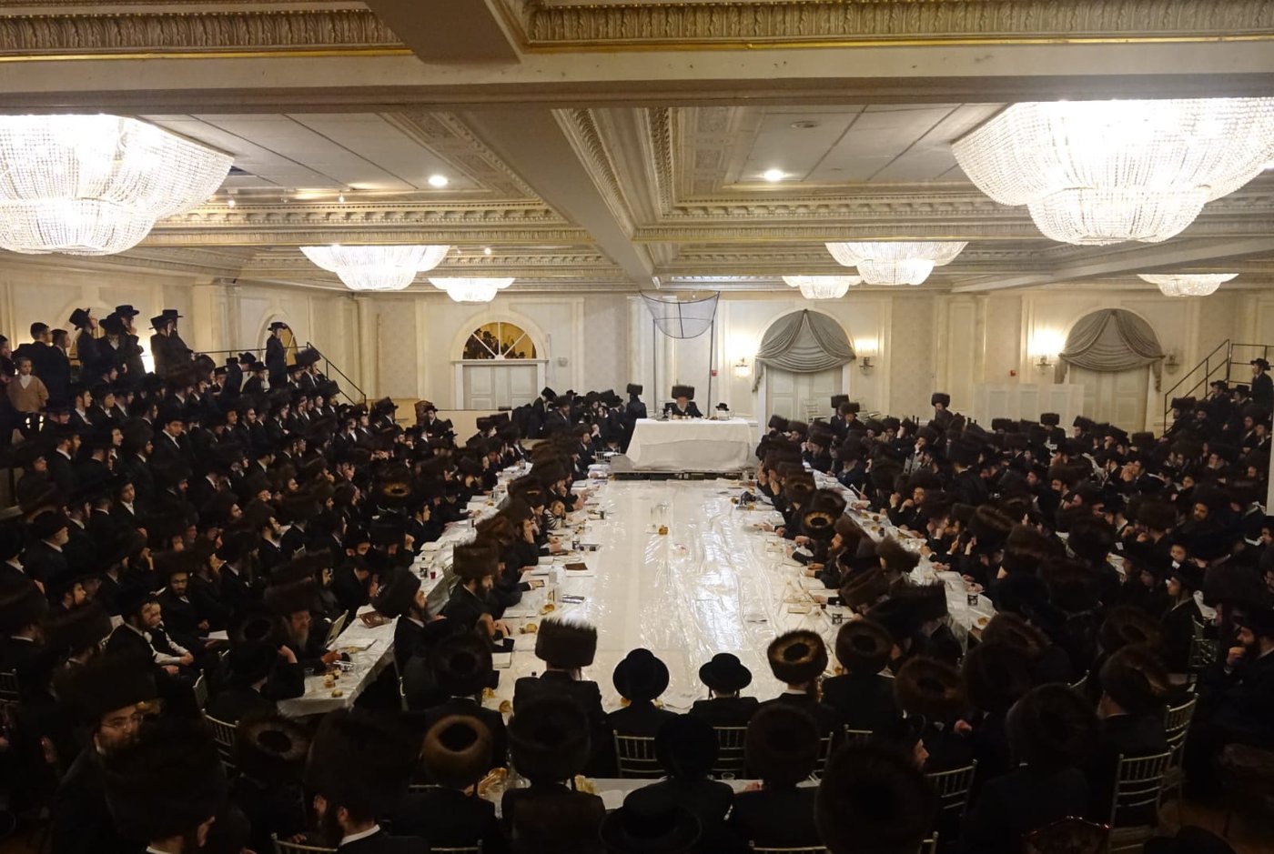 הגרי"מ ארלנגר בשבת בווילאמסבורג