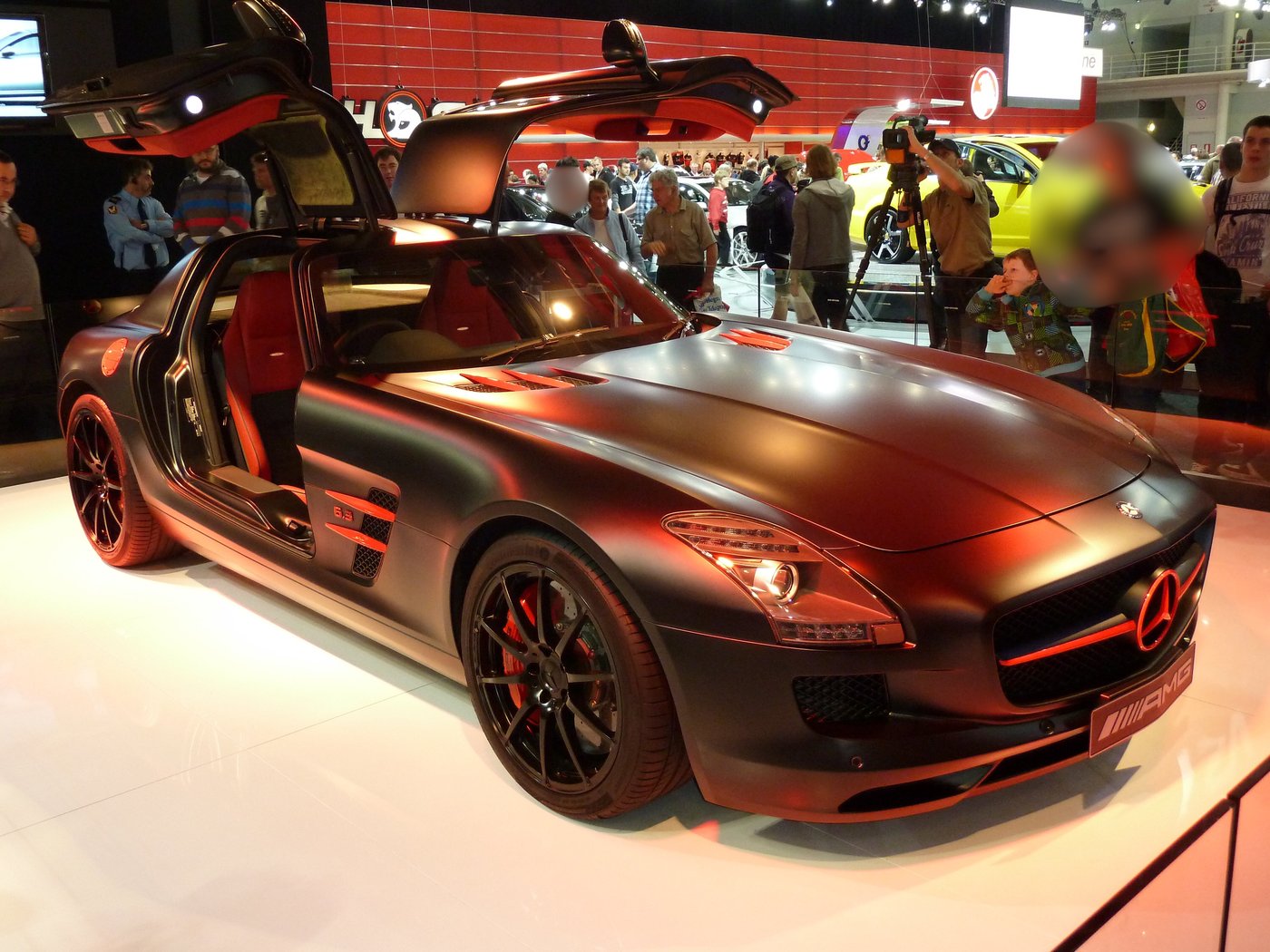 במרצדס SLS AMG 