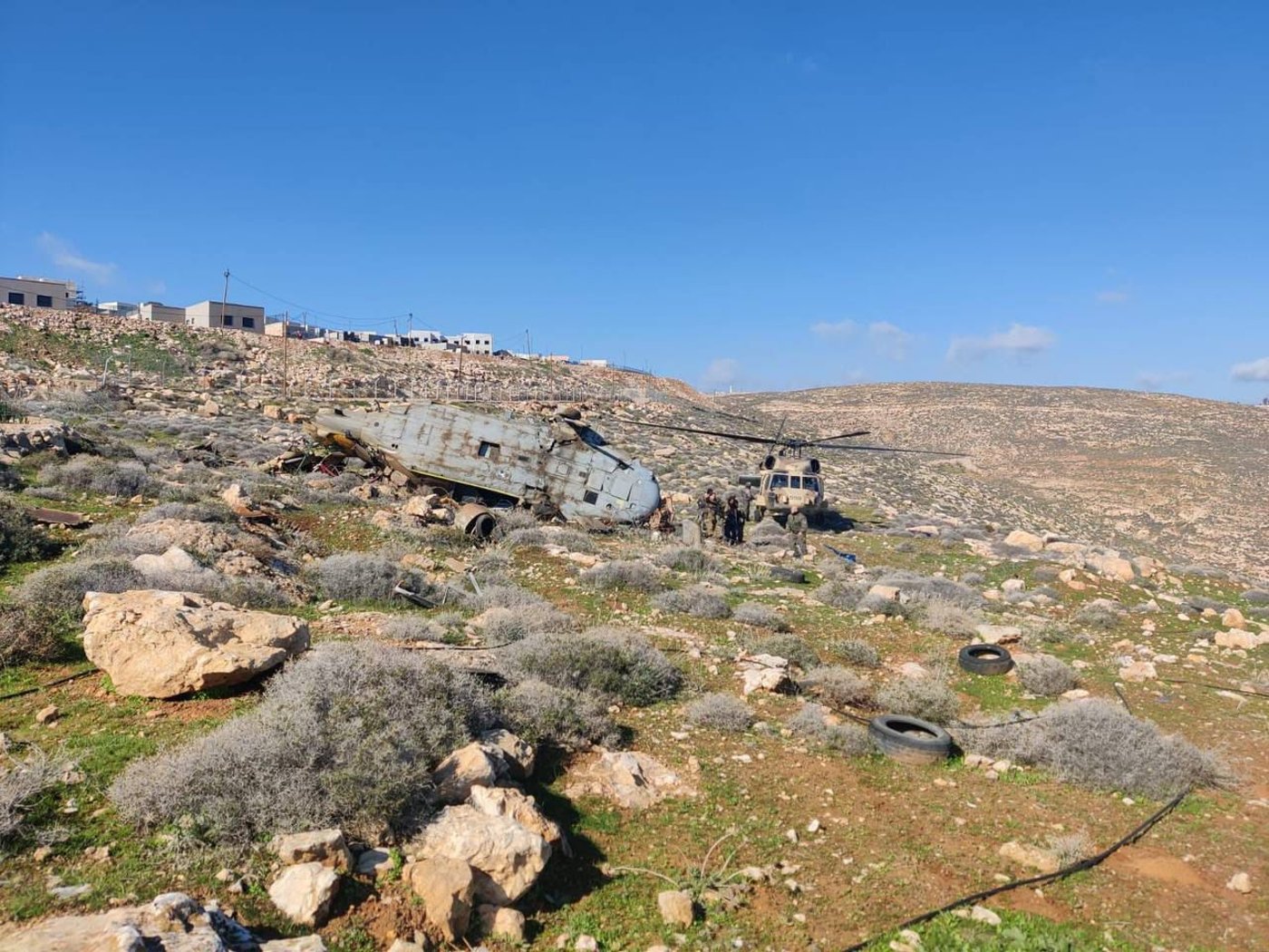 דרמה בהתנחלות החרדית: מסוק צבאי התרסק במהלך ניסיון הובלה אווירית