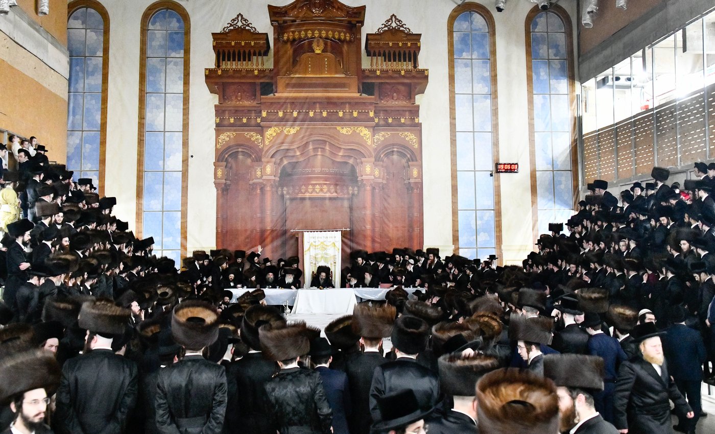 האדמו"ר מתולדות יהודה סטוטשין בעריכת השבת בארה"ק בשנת תשפ"ה