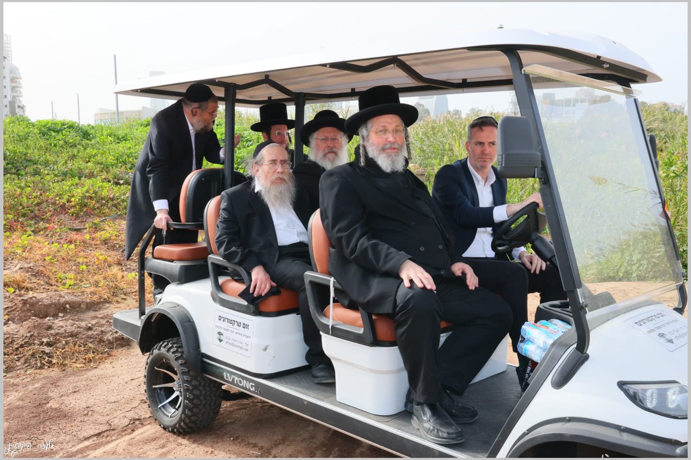 רבני בני ברק בסיור בפארק הענק בצפון העיר להקמת קו עירוב שבת