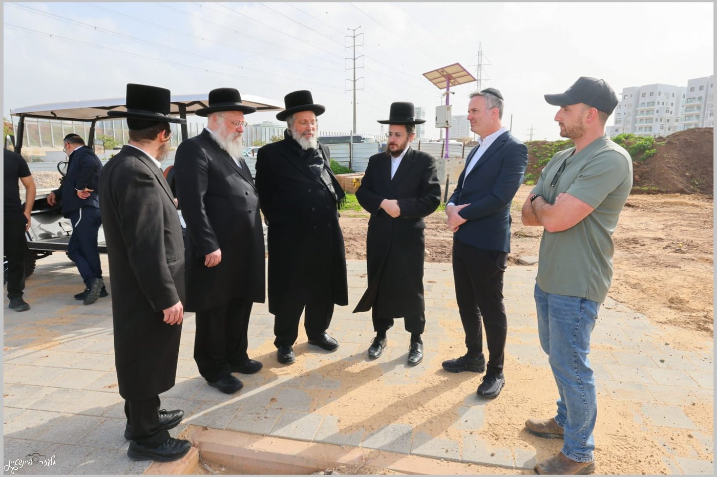 רבני בני ברק בסיור בפארק הענק בצפון העיר להקמת קו עירוב שבת