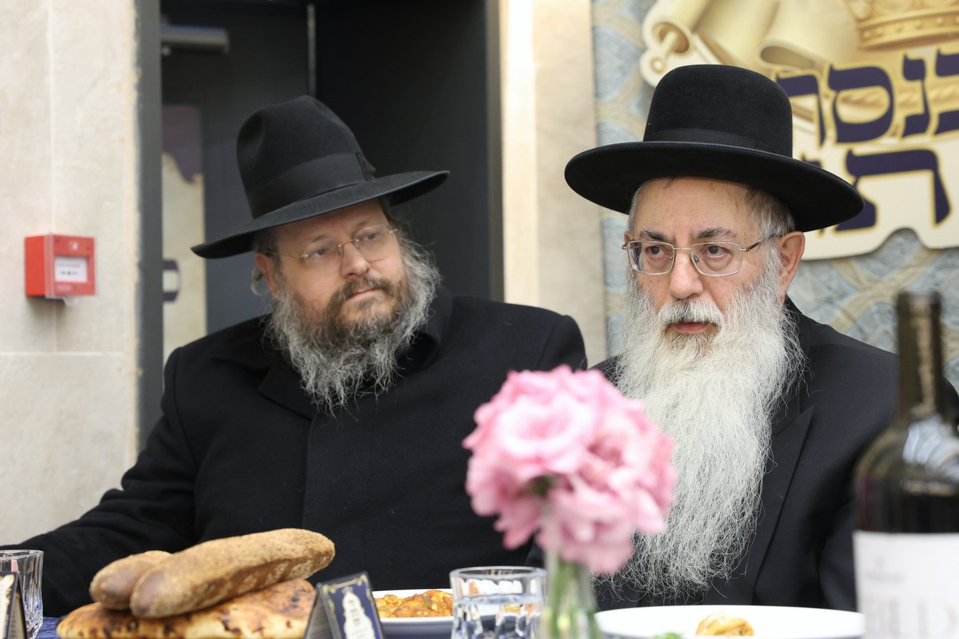 הכנסת ס"ת לחניכי הישיבות בטלז סטון
