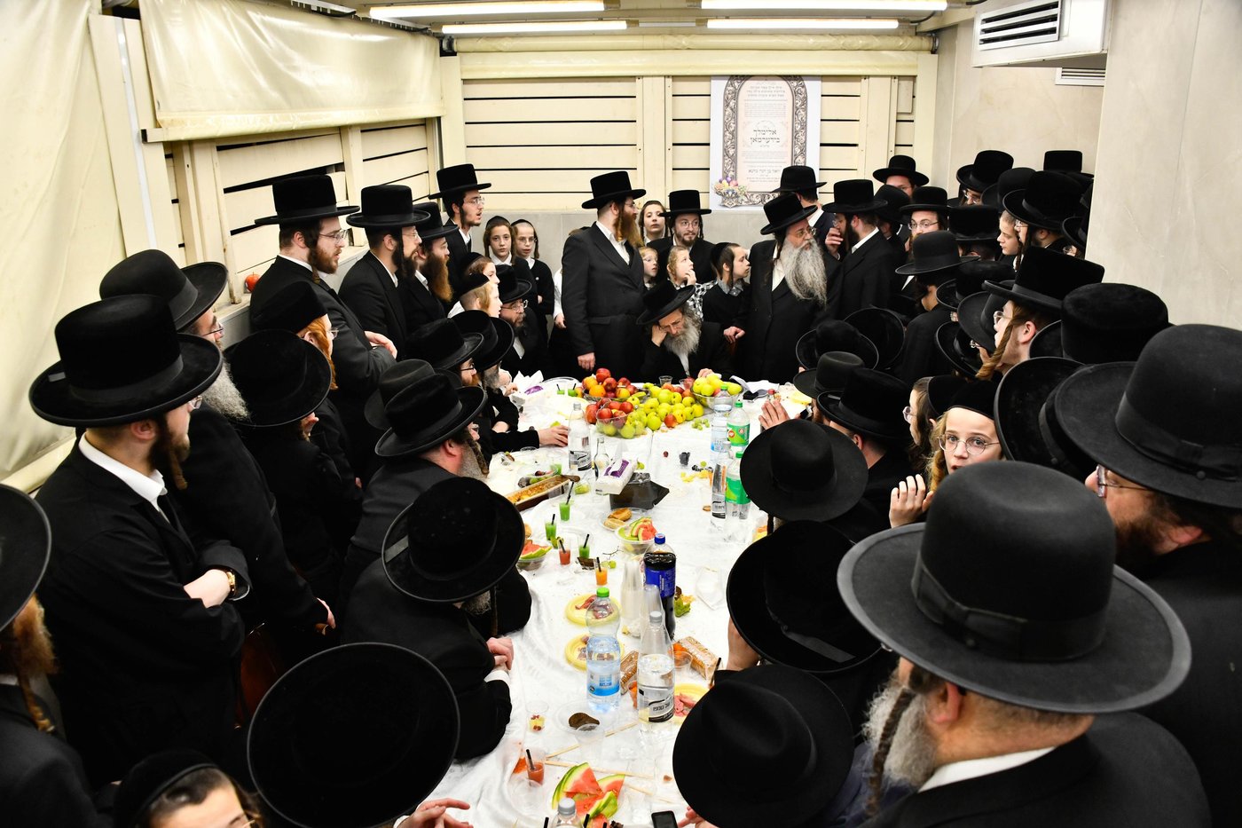 הרה"צ רבי אלימלך בידרמן בטיש ט"ו בשבט