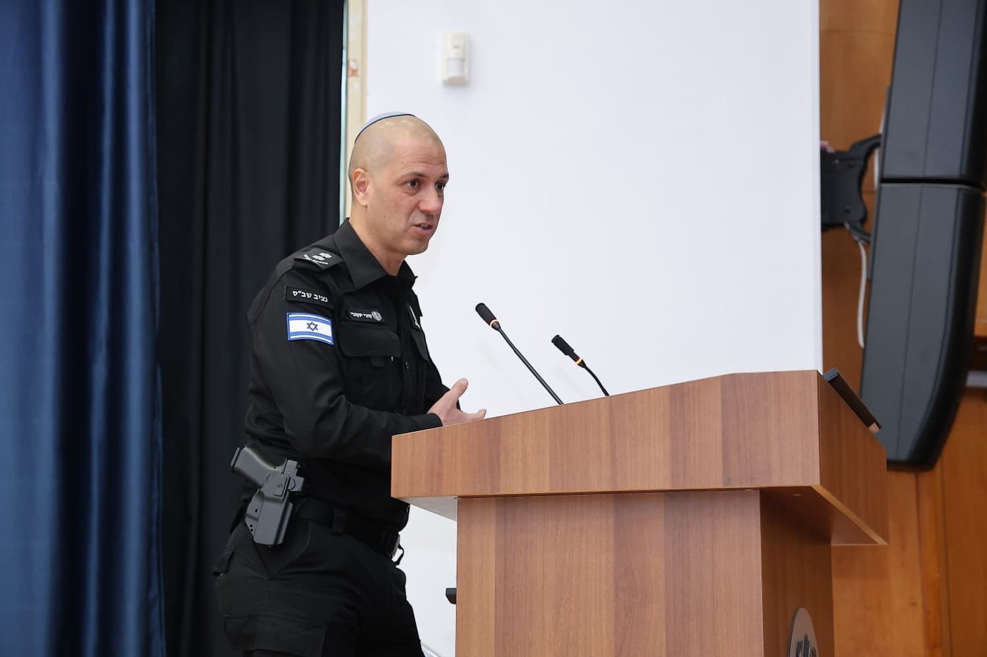 הרב יגאל כהן בבית הסוהר