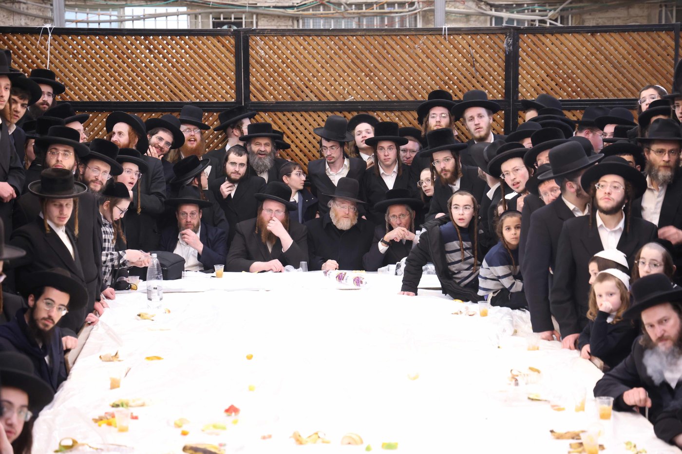 האדמו"ר מקרעטשניף כפר אתא בטיש ט"ו בשבט