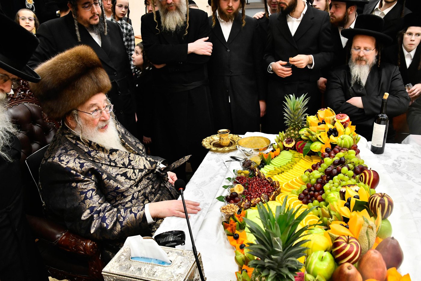 האדמו"ר מספינקא בטיש ט"ו בשבט