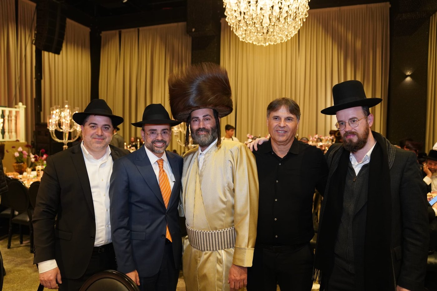 חתונת בנו של חזקי ברוין
