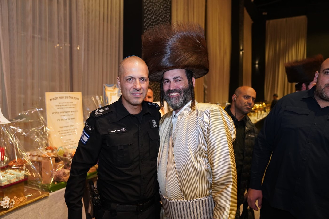 חתונת בנו של חזקי ברוין