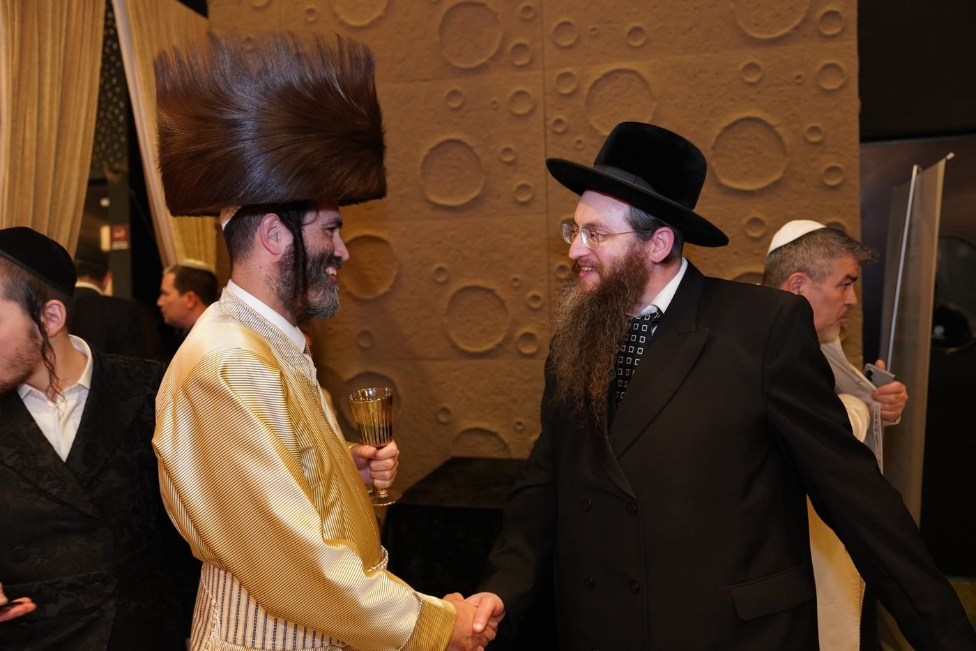 חתונת בנו של חזקי ברוין
