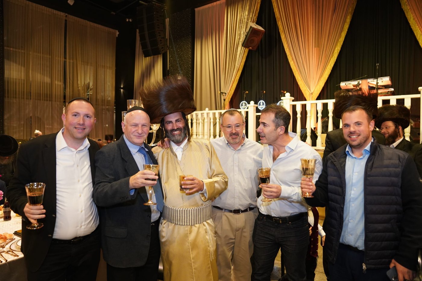 חתונת בנו של חזקי ברוין