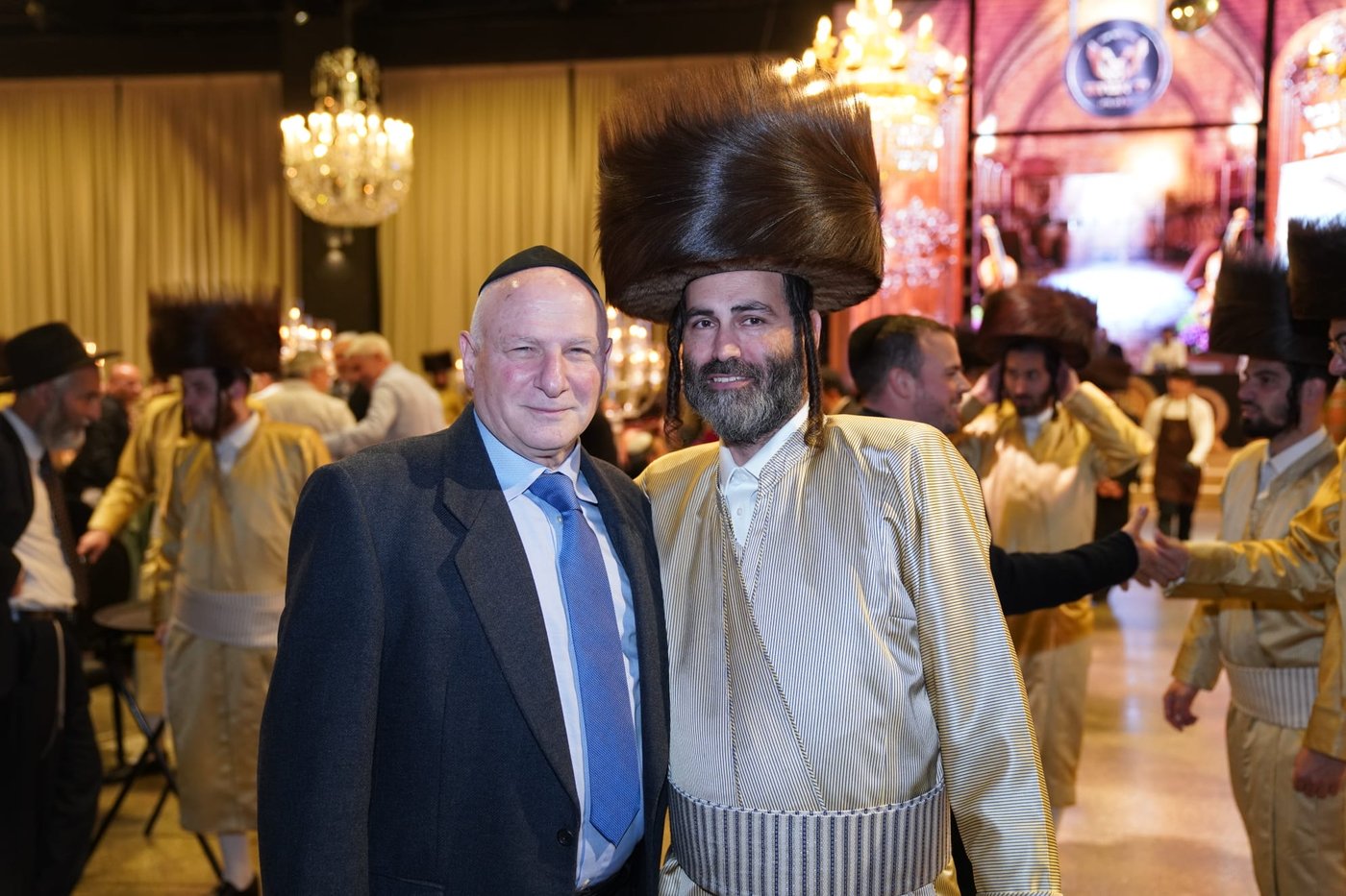 חתונת בנו של חזקי ברוין