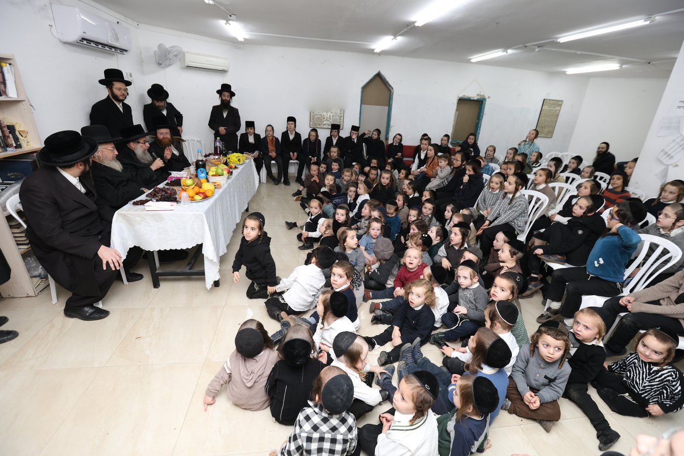 גאב''ד קארלסבורג ט"ו בשבט בת''ת ריבניץ בצפת