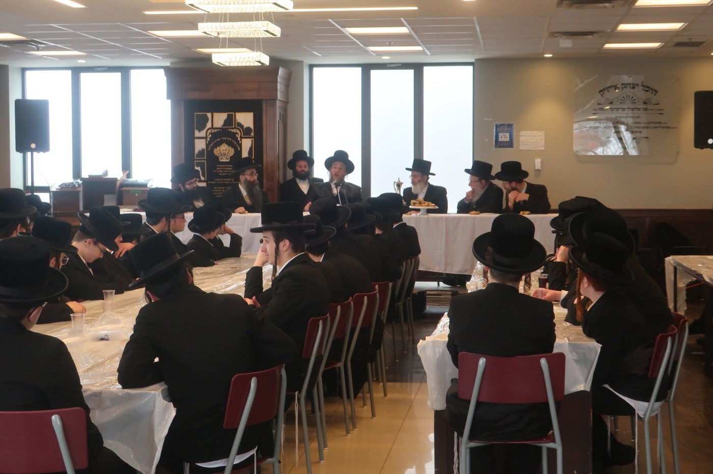 הגה"צ רבי יעקב מרדכי הגר בביקור הוד במונטריאול