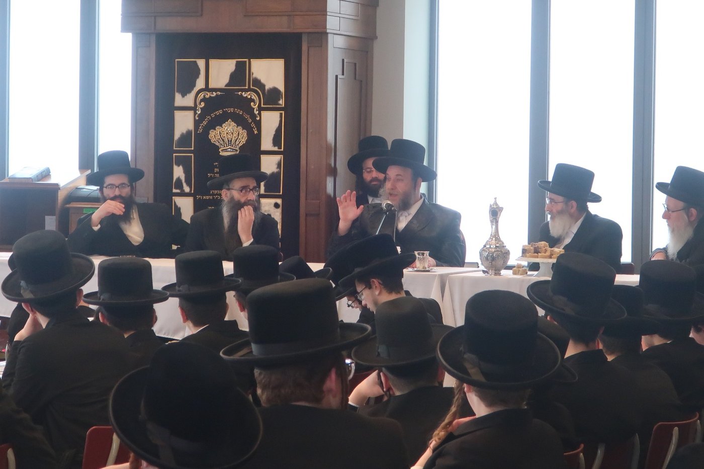 הגה"צ רבי יעקב מרדכי הגר בביקור הוד במונטריאול