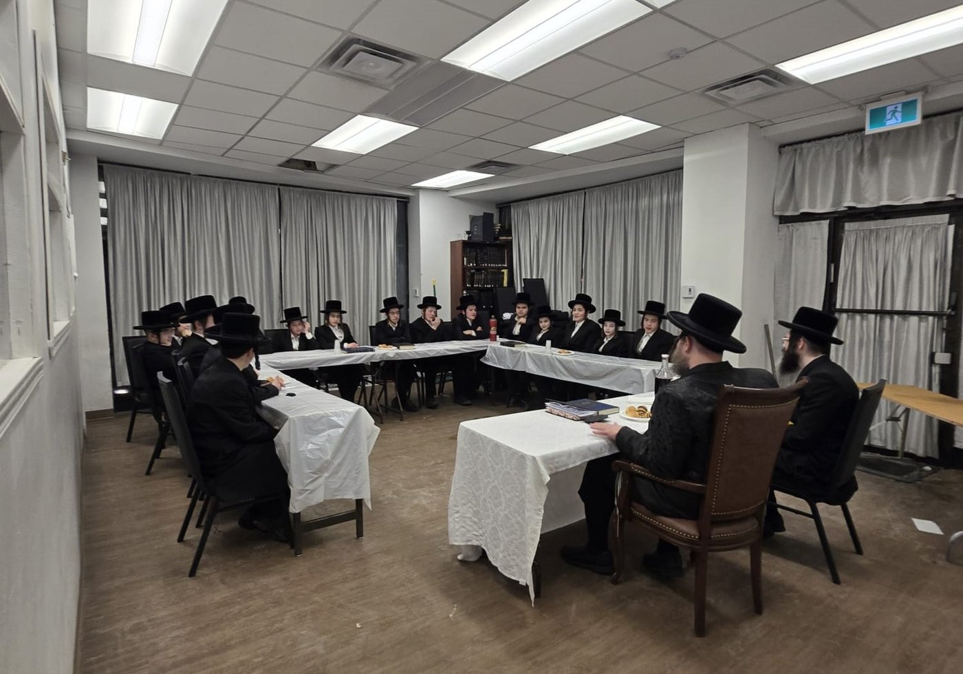 הגה"צ רבי יעקב מרדכי הגר בביקור הוד במונטריאול