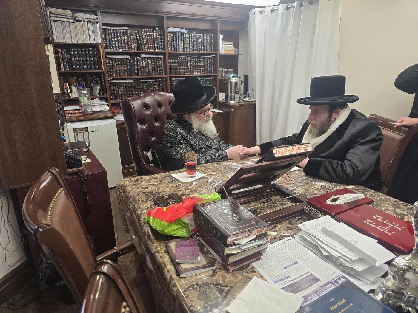 הגה"צ רבי יעקב מרדכי הגר בביקור הוד במונטריאול