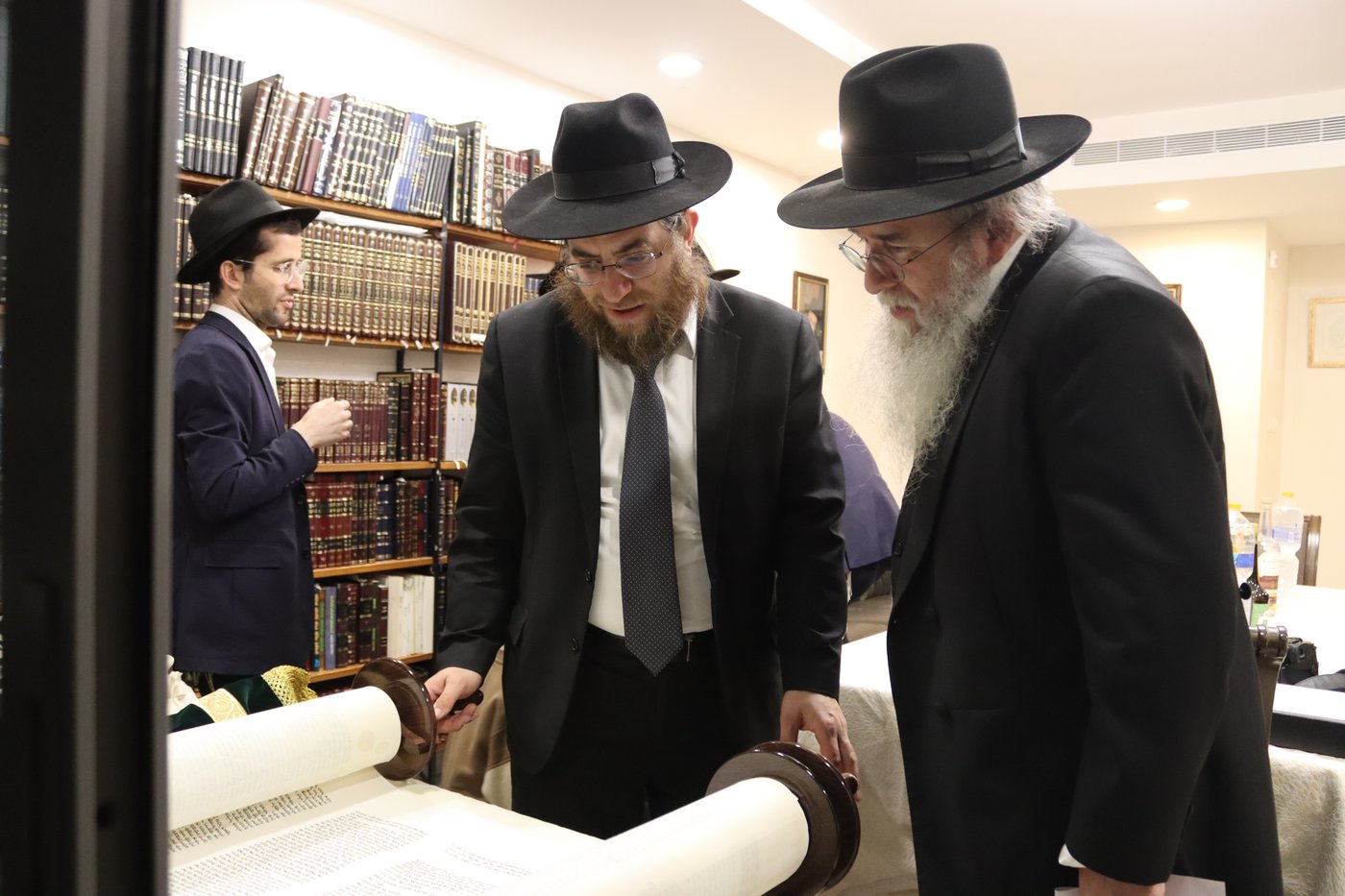 הכנסת ס"ת לקהילת 'רמת הנביאים' בבית שמש