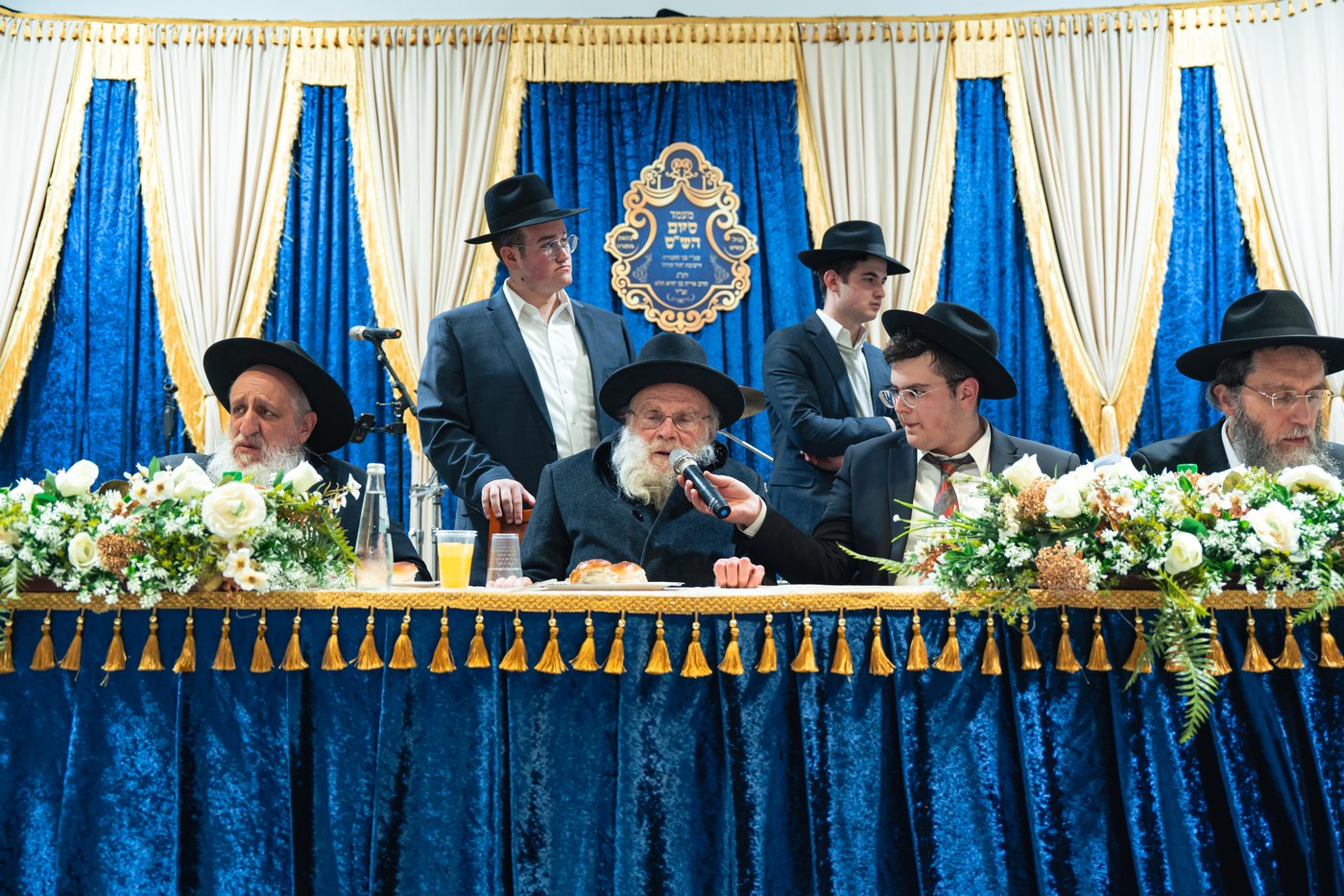 הגר"מ שלזינגר