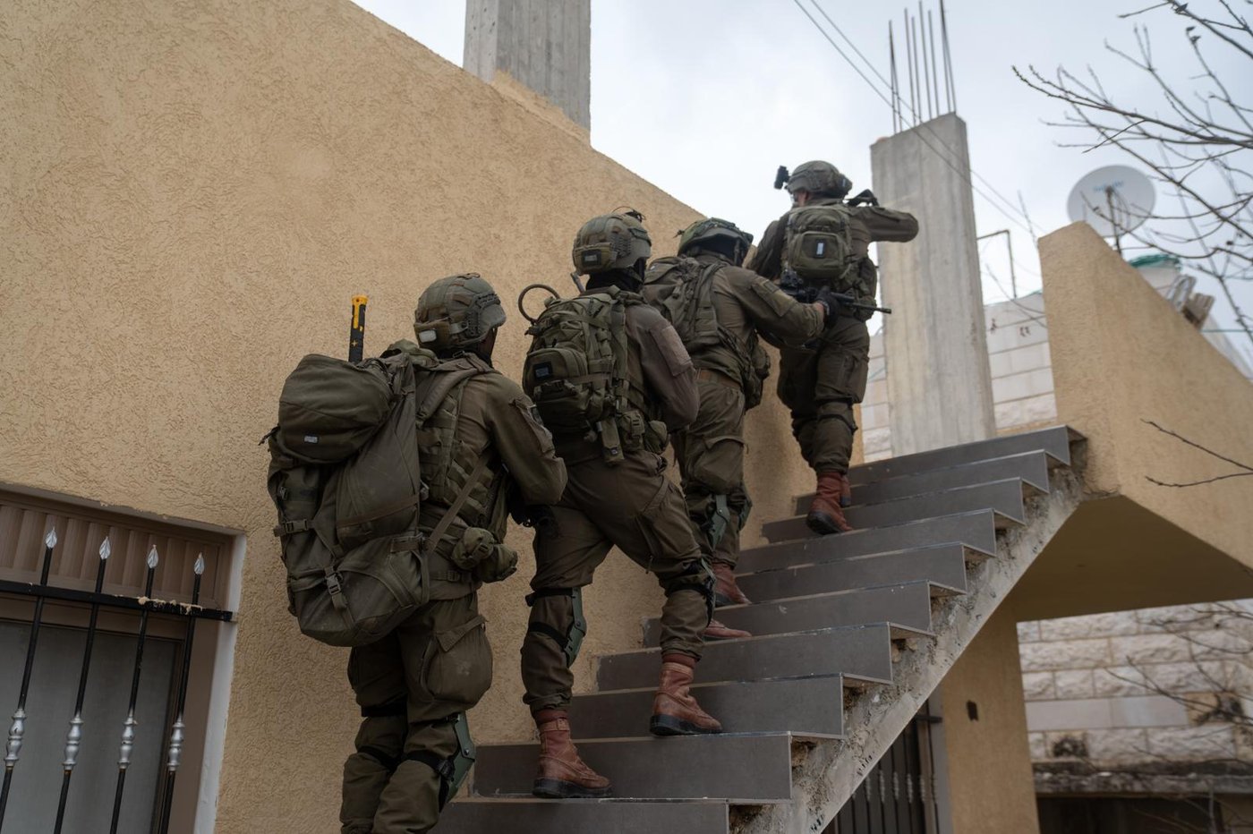 השבוע: כ-100 מבוקשים נעצרו ביו״ש: בתי מחבלים נהרסו ונשק רב נתפס