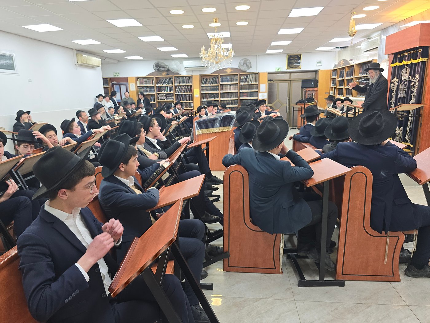 הגר"ד כהן בשיחה בישיבת 'זכרון מאיר'