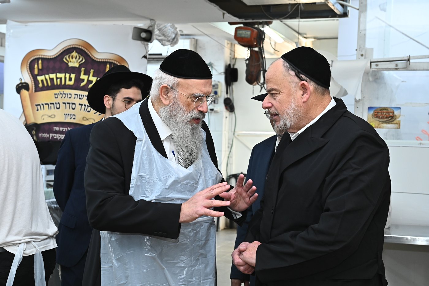 הגר"נ זכריהו באפיית מצות