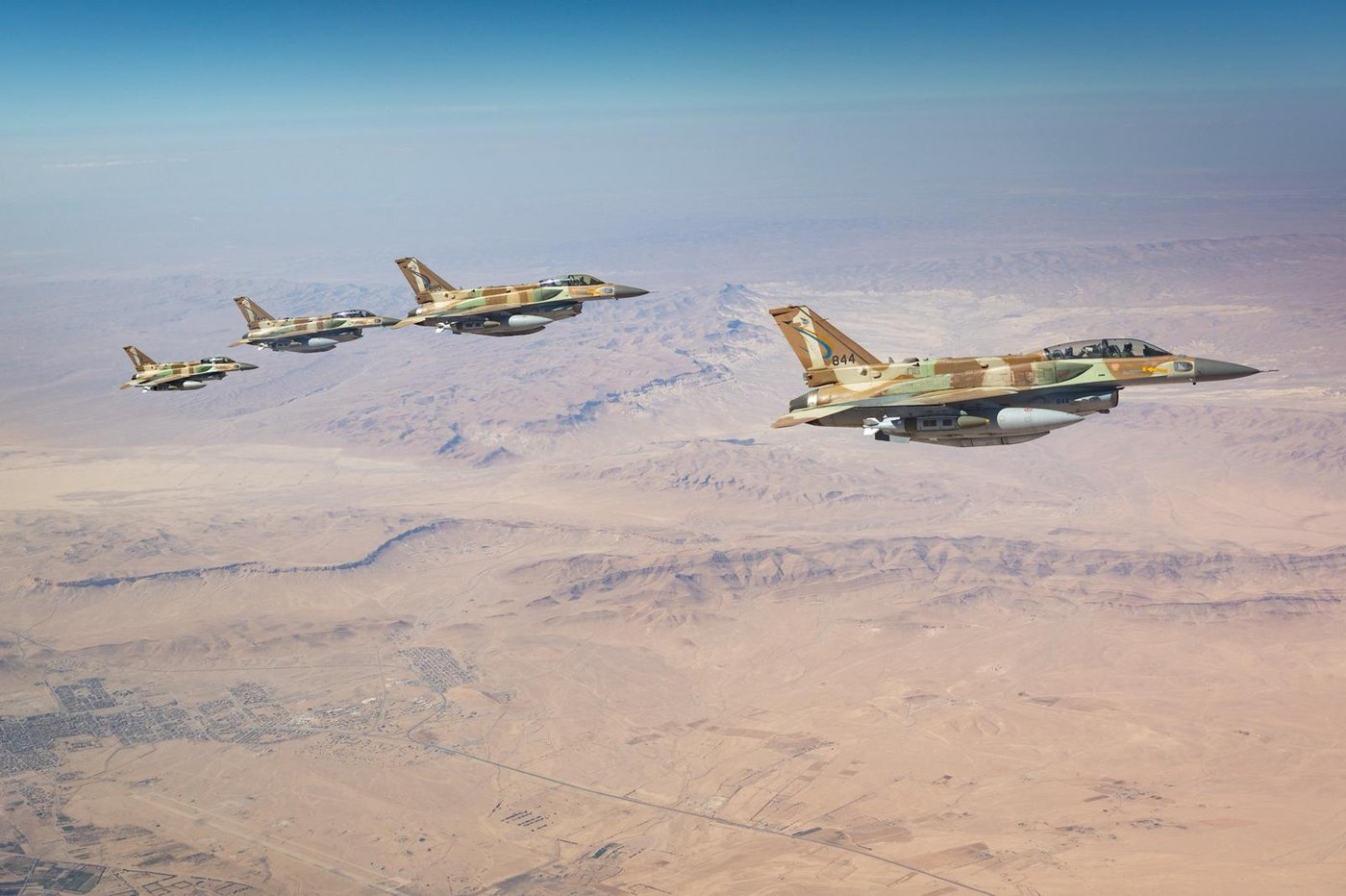תיעוד ראשון מהאוויר: מטוסי קרב של חיל האוויר בדרכם לתקיפה באיראן