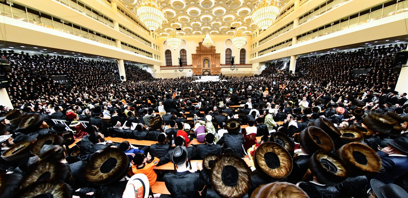 פורים בחצה"ק ויז'ניץ