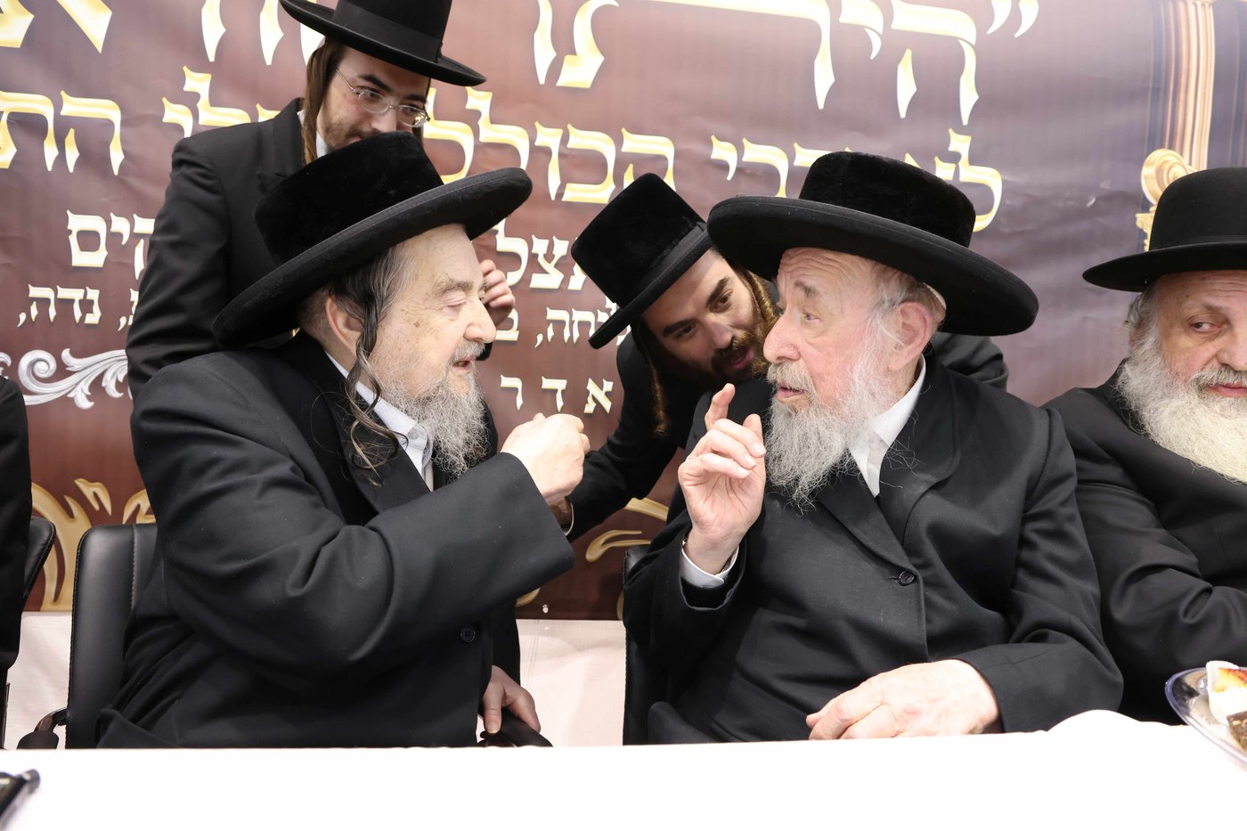 חלוקת תעודות ב'אורות הנחל'