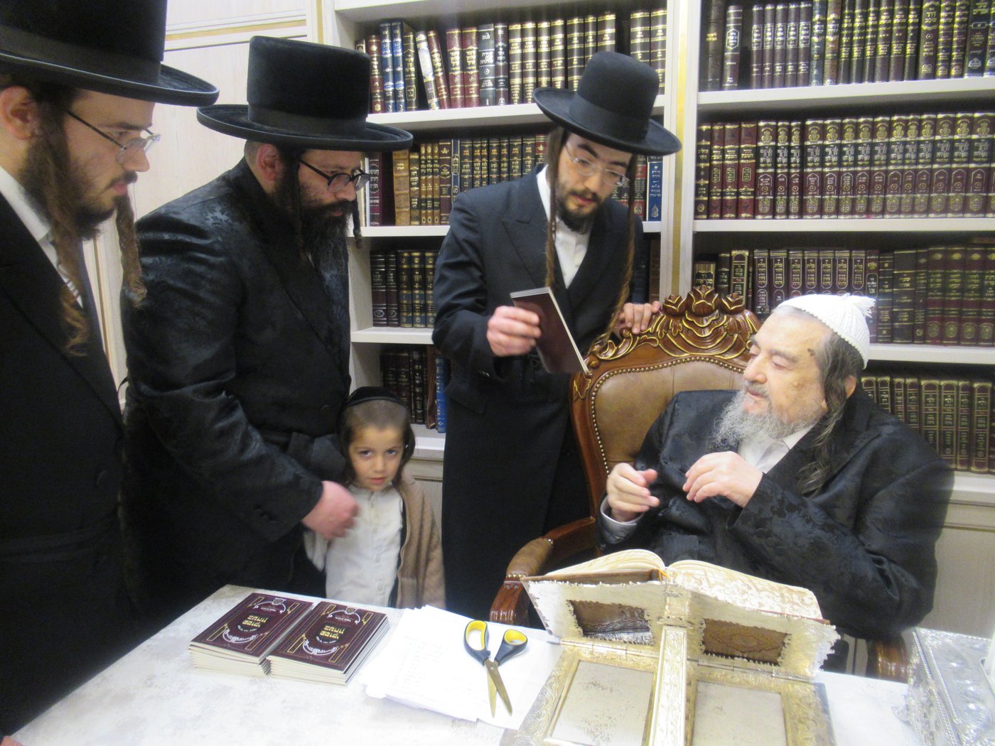 חלאקה לבן אב"ד מאקאווא אלעד