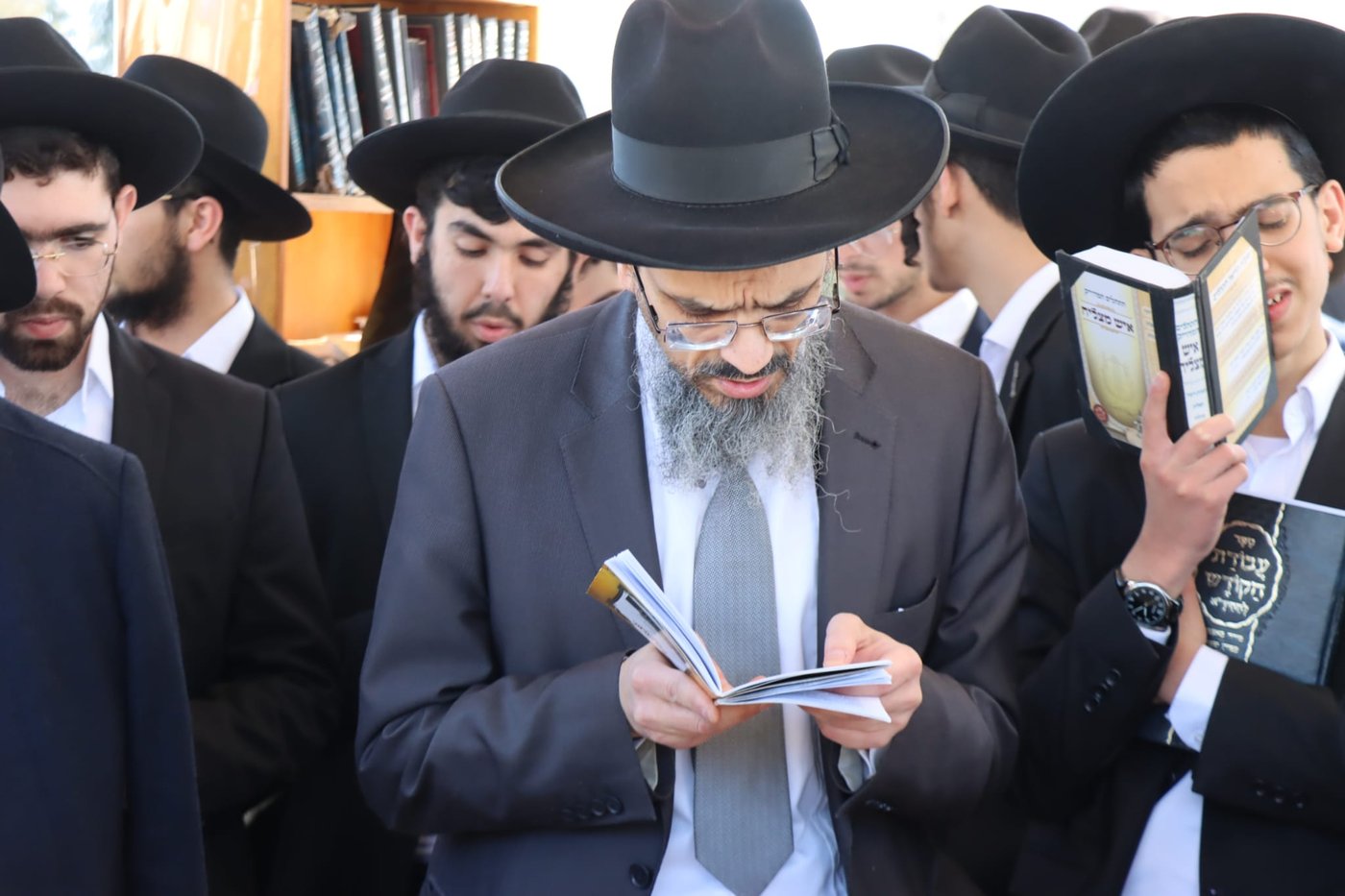 י"א חודש להגר"מ מאזוז זצ"ל 