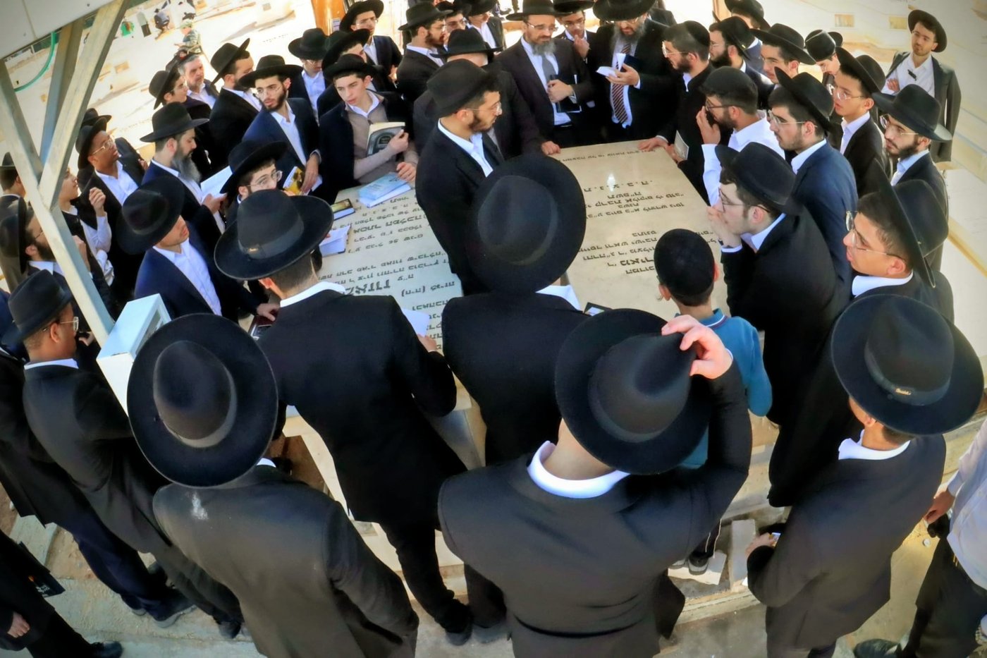 י"א חודש להגר"מ מאזוז זצ"ל 