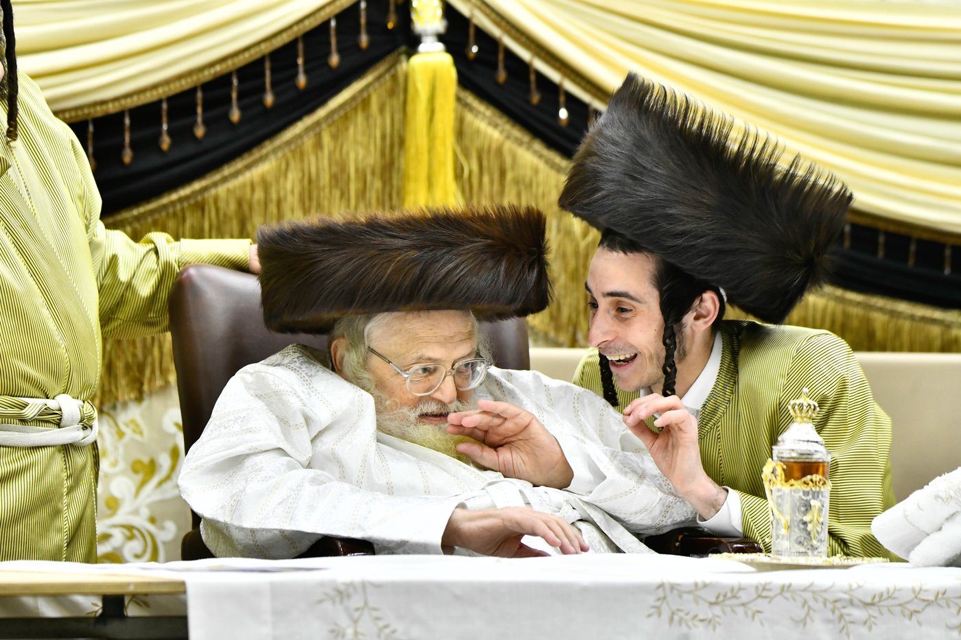 שמחת בית תולדות אברהם יצחק - מאקאווא