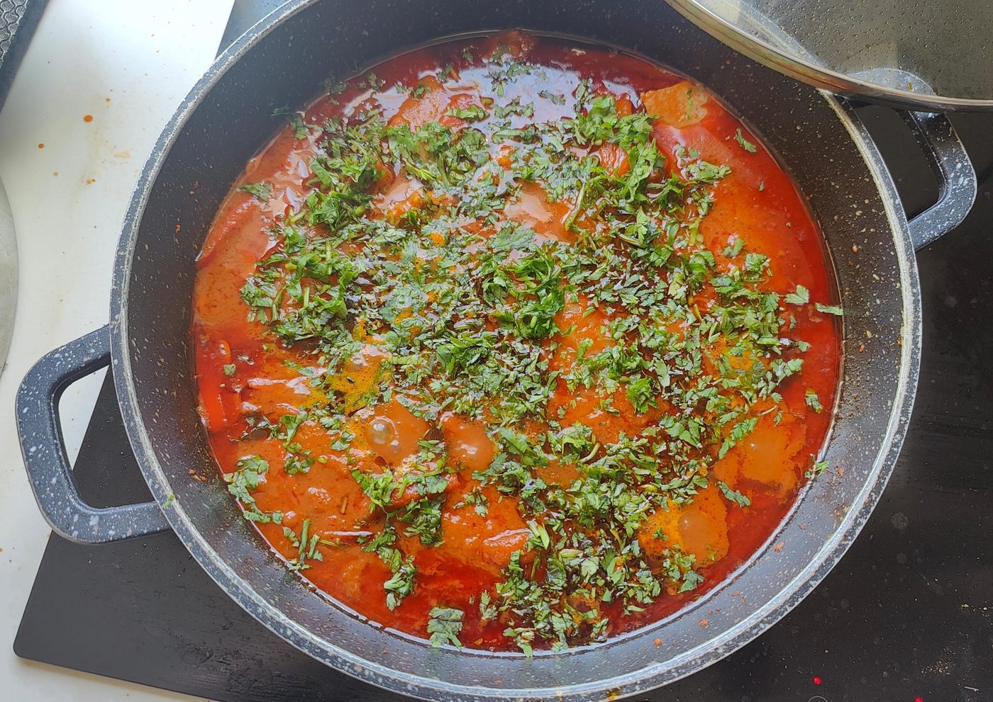 לסיום, פטרוזיליה מלמעלה