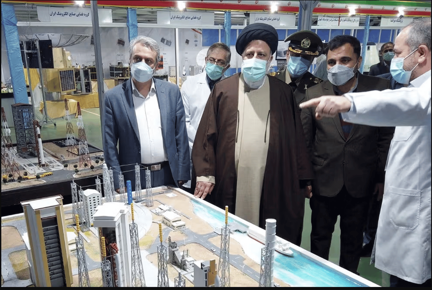 מרכז החלל במהלך ביקורו של נשיא איראן אברהים ראיסי