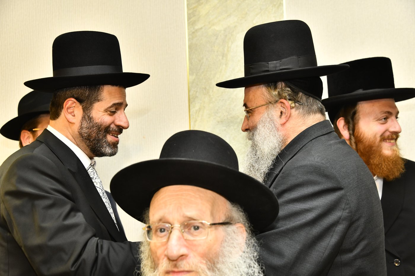 שמחת נישואי בתו של מנחם שפירא