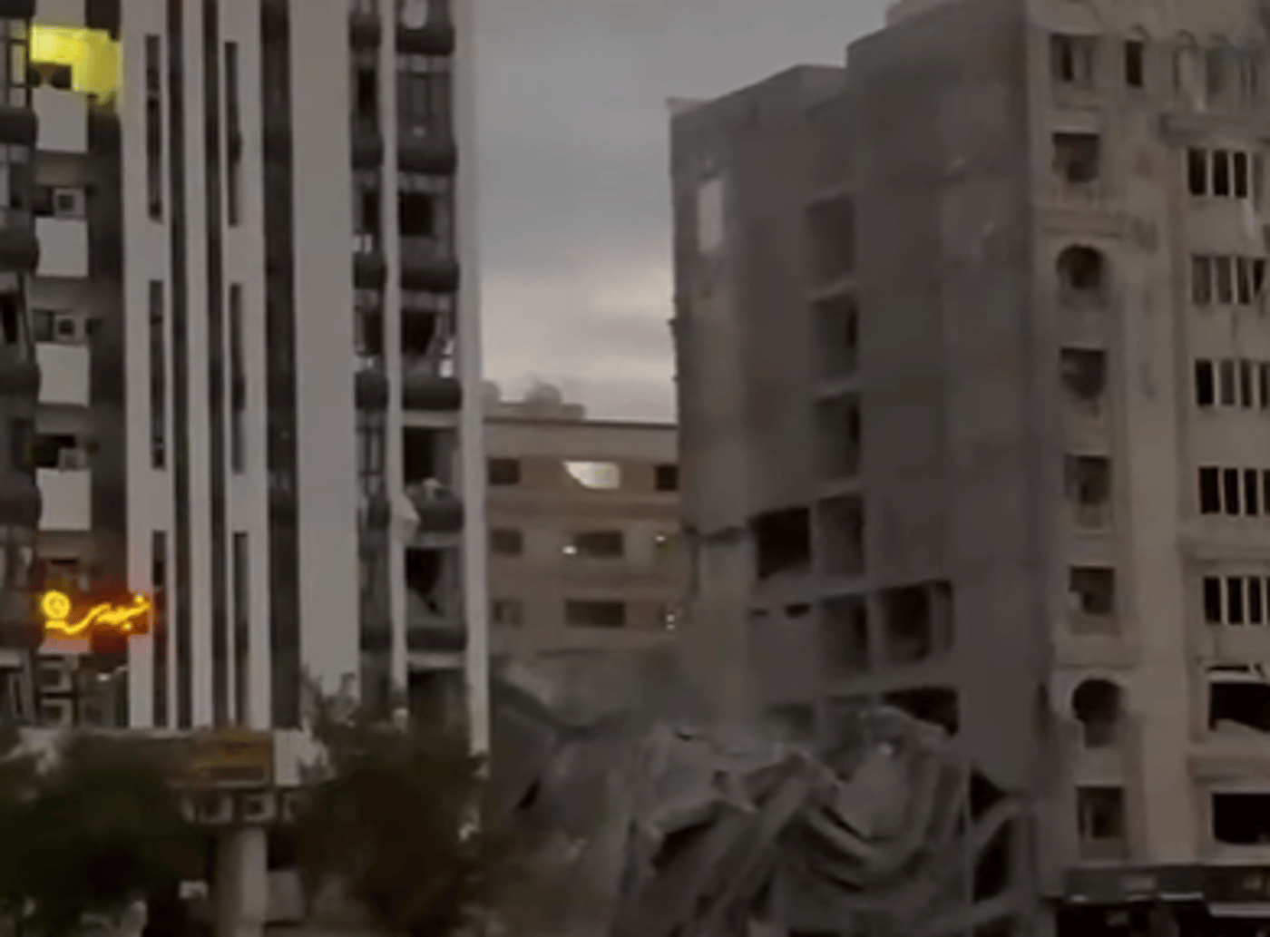 הבניין שהושמד הלילה ושם מסתמן היה הבכיר האיראני