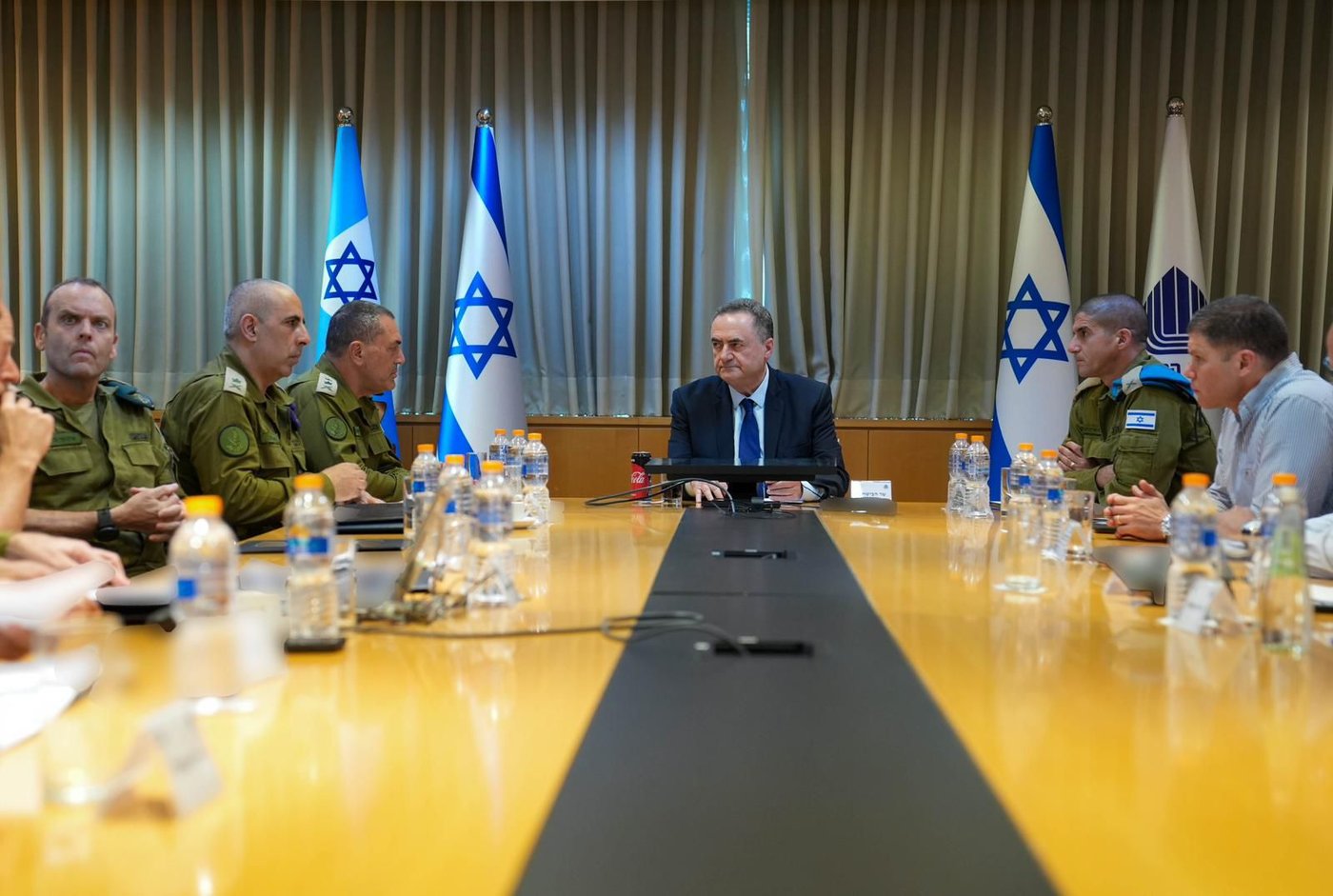 הערכת מצב ביטחונית: "ממתינים להשלים את חיסול שושלת חמינאי"
