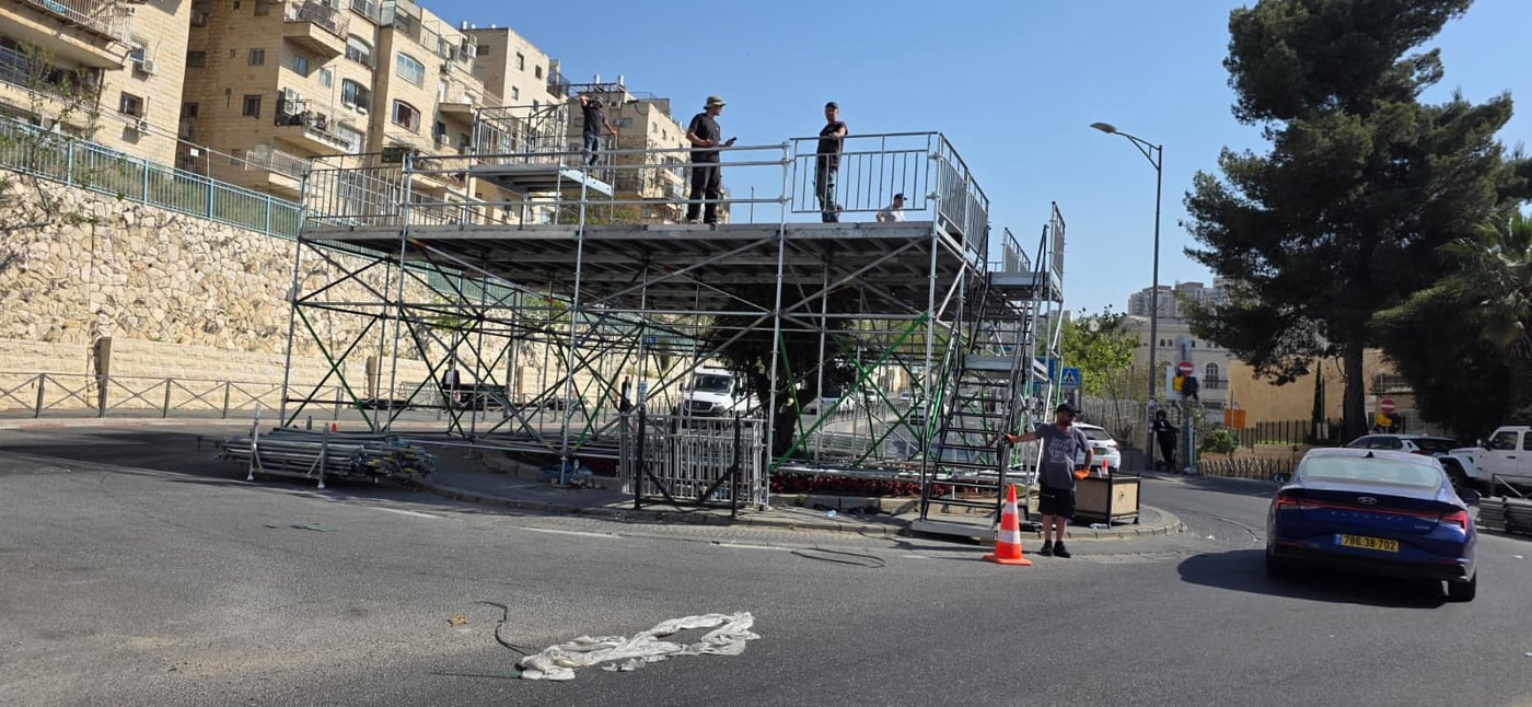 יבטל כל הגזירות: מעמד ההדלקה המרכזי של המשפיע ר' מיילך בירושלים