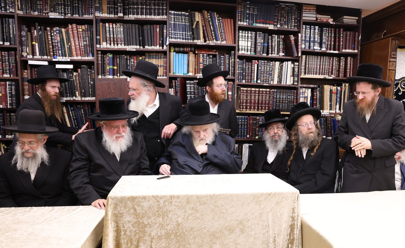 המעמד במעונו של הגר"מ שטרנבוך