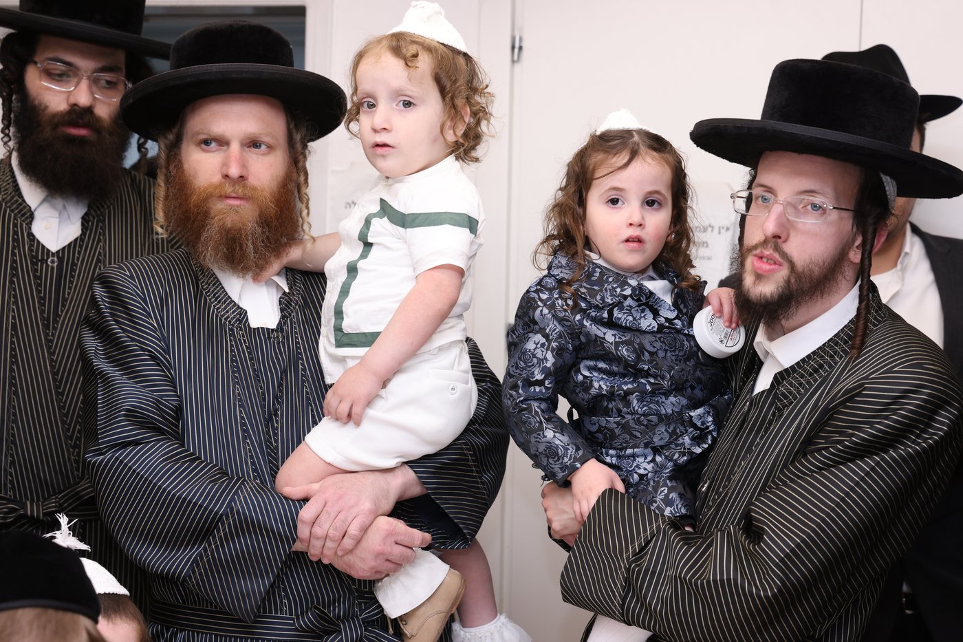 ילדי תולדות אהרן אצל הגר"מ שטרנבוך