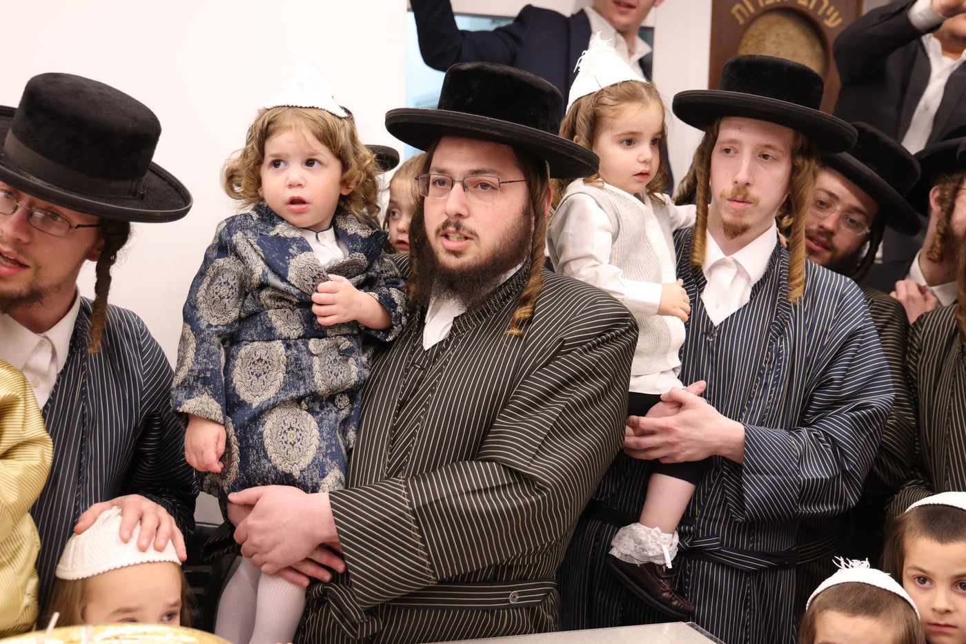 ילדי תולדות אהרן אצל הגר"מ שטרנבוך