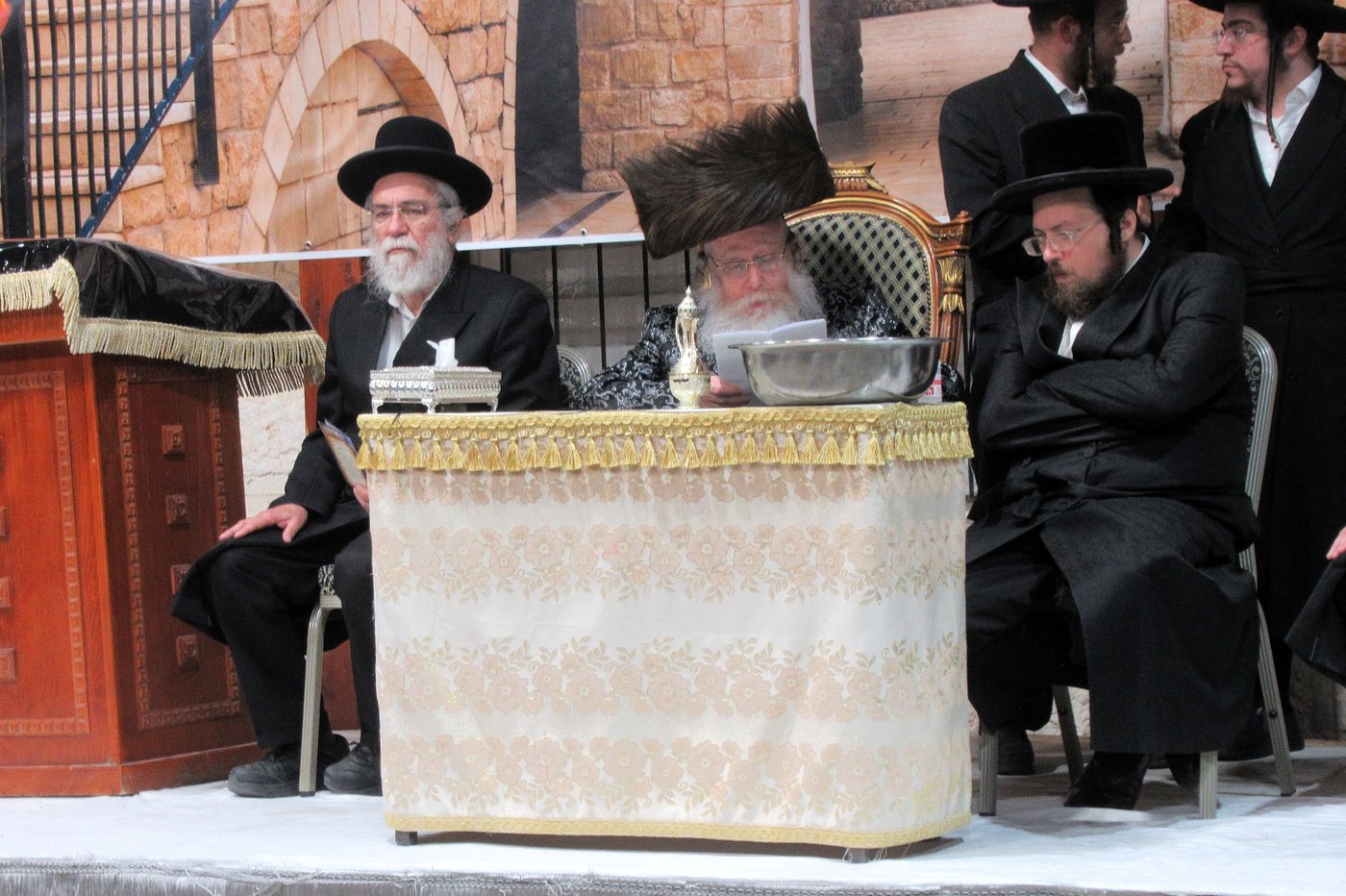 ל"ג בעומר בחצה"ק קרעטשניף קריית גת