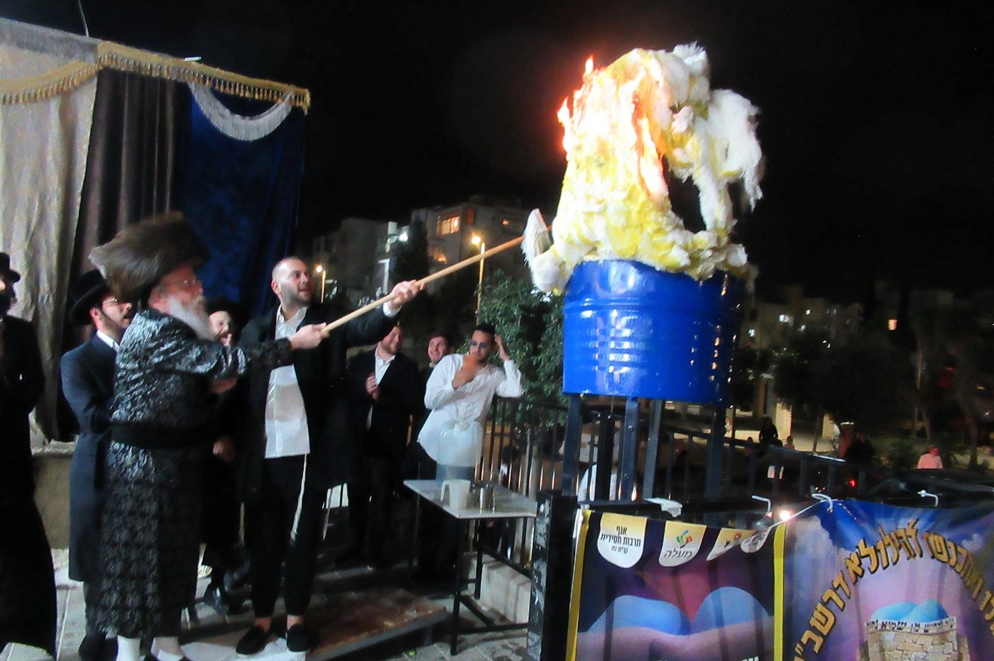 ל"ג בעומר בחצה"ק קרעטשניף קריית גת