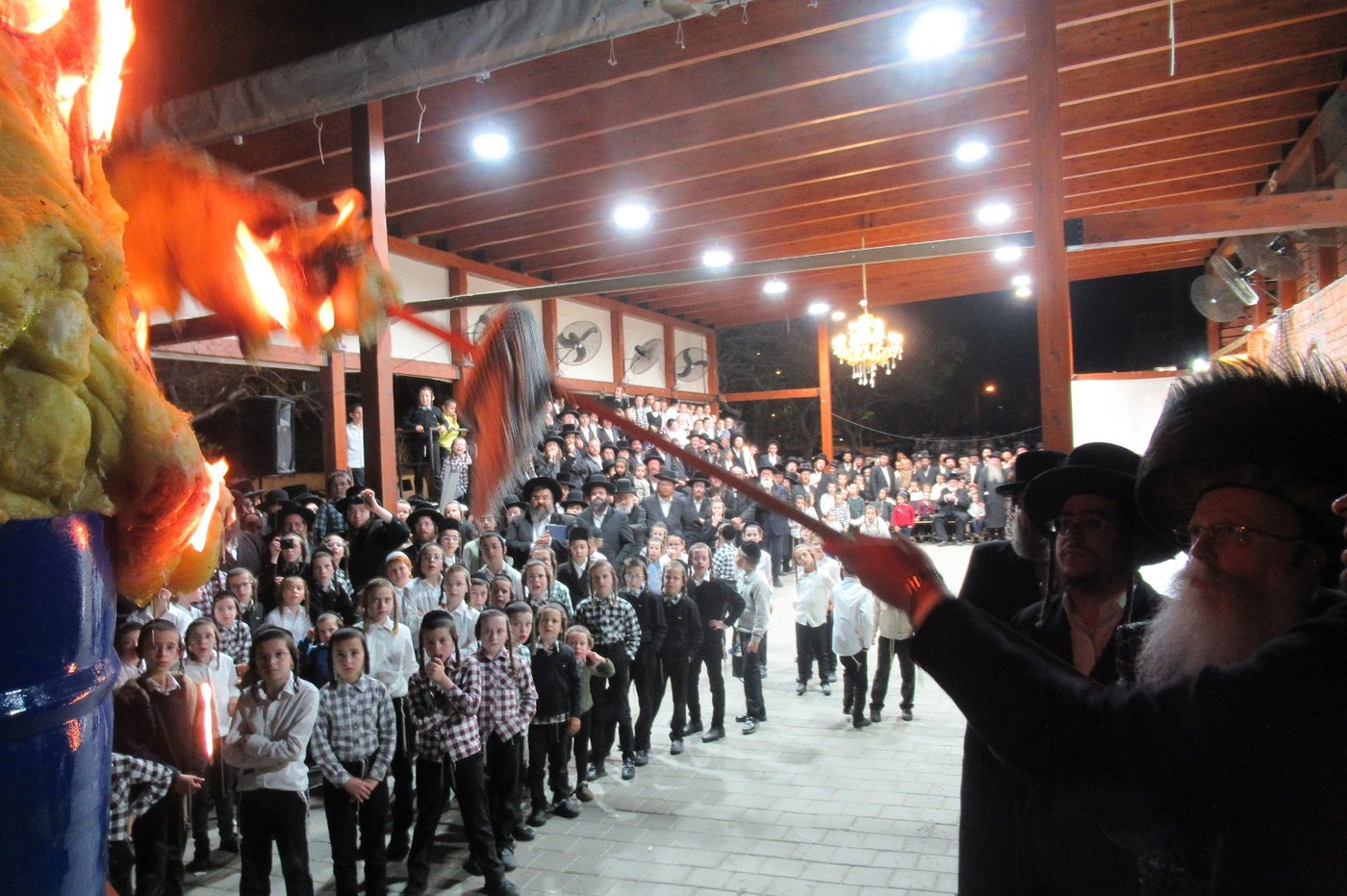 ל"ג בעומר בחצה"ק קרעטשניף קריית גת