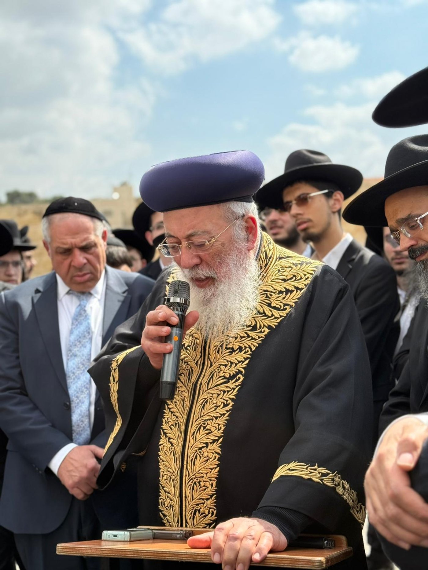 הלווית הגאון רבי רחמים מאזוז בירושלים