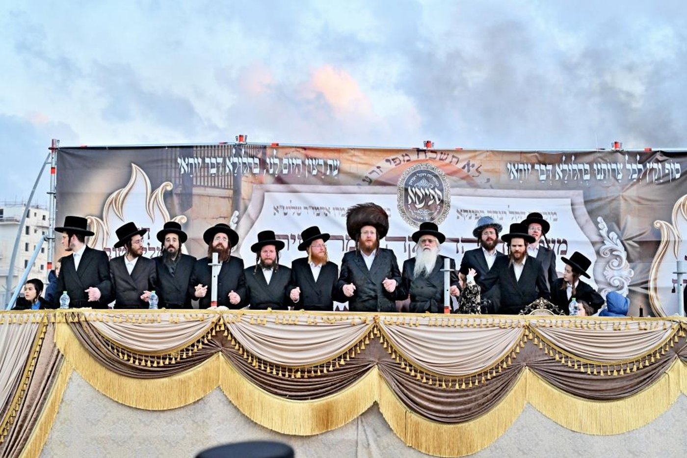 ל"ג בעומר בחצה"ק ספינקא בית שמש