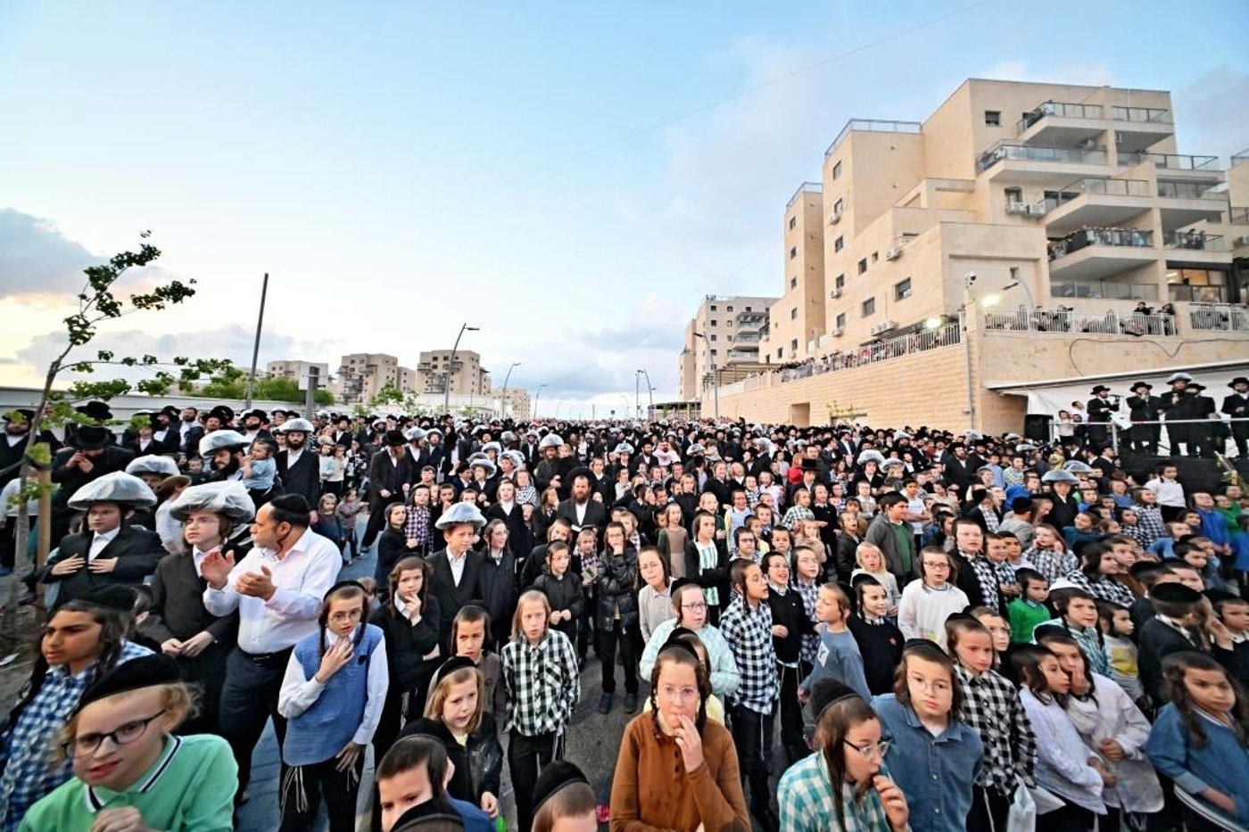 ל"ג בעומר בחצה"ק ספינקא בית שמש