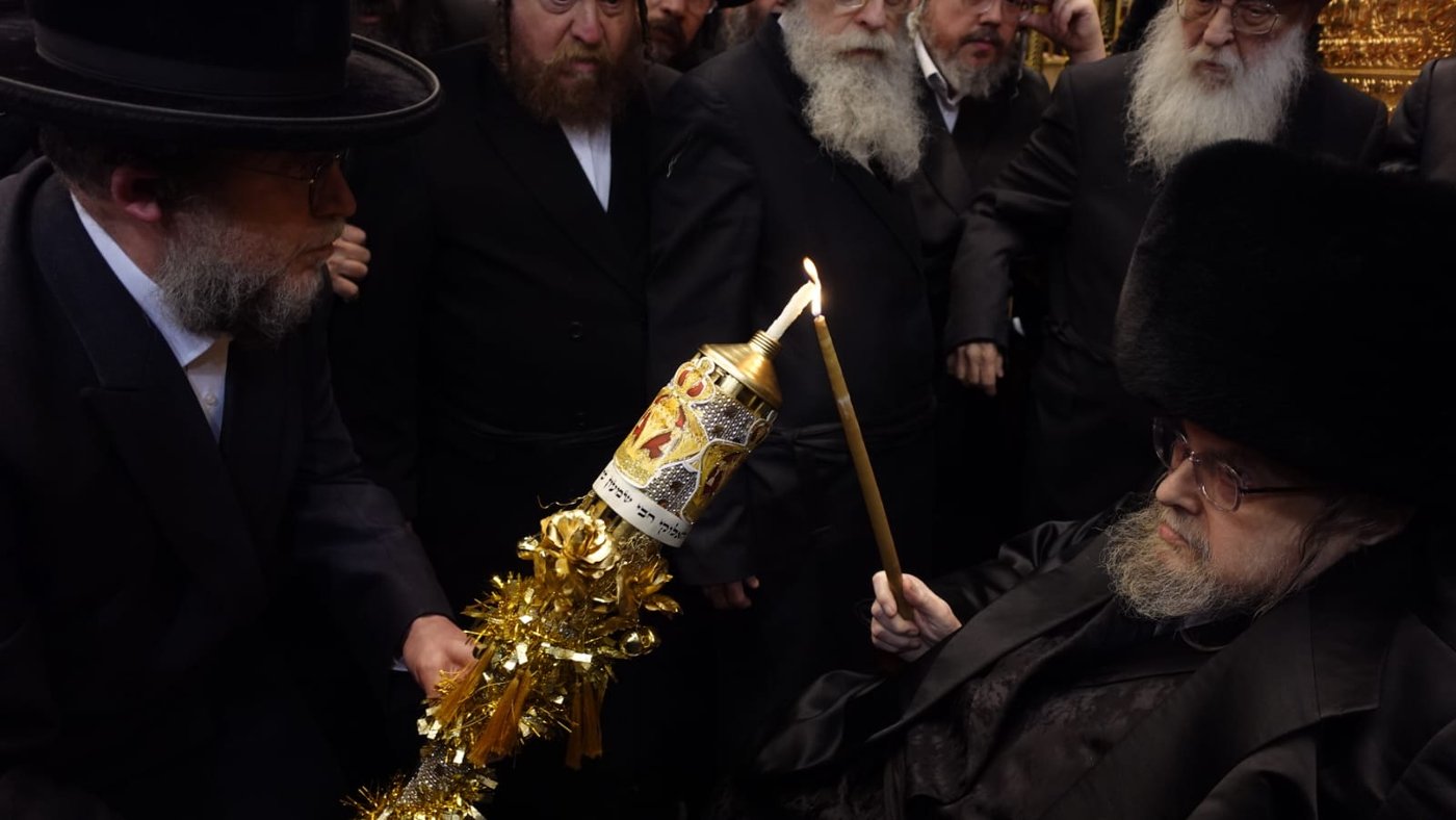 ל"ג בעומר בחצה"ק בעלזא
